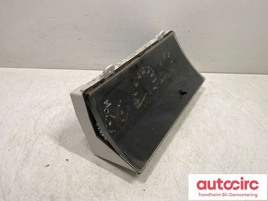 Instrumentpanel til Toyota Hiace 2007-2012 (Fase 3)  (8322026340|83800-26881|8388126380| 8388226530| 8384126600)