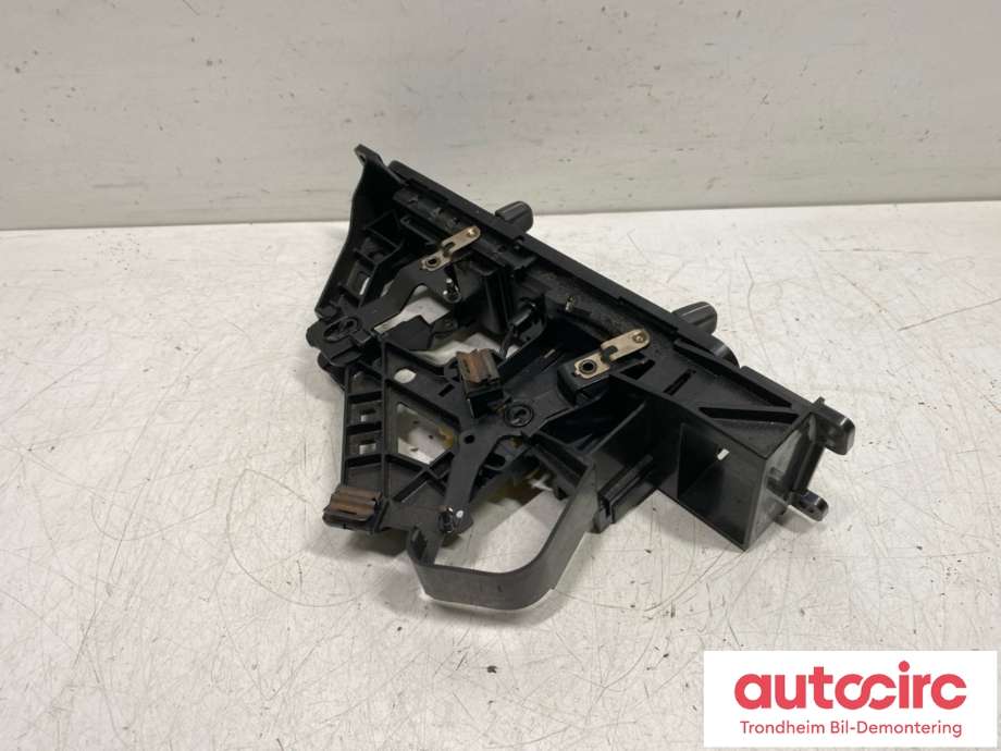 Varmeapparat betjening til Toyota Hiace 2007-2012 (Fase 3)  (5591026022|)