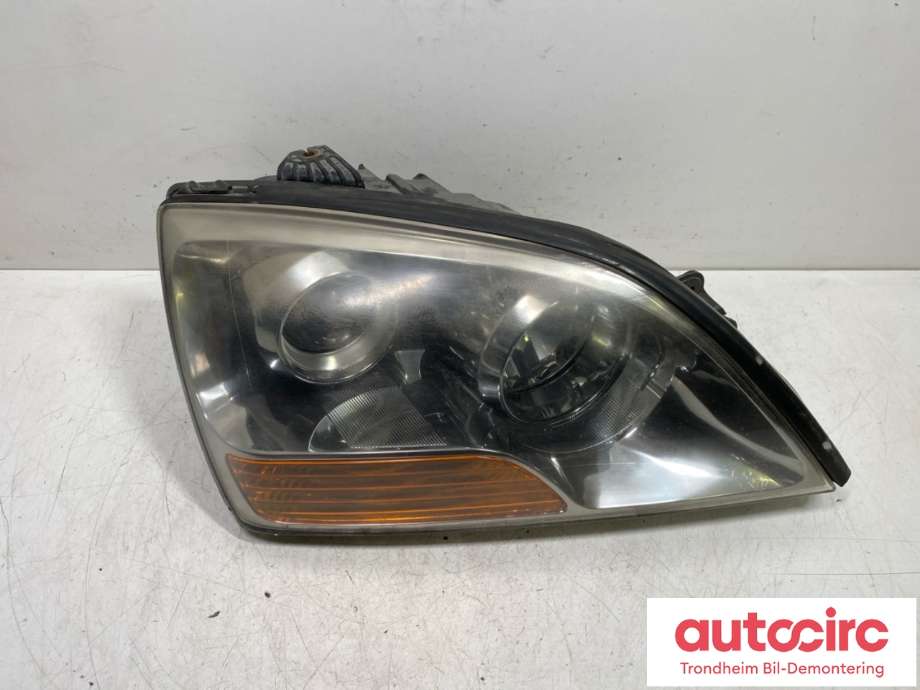 Frontlykt høyre halogen til Kia Sorento, 2003-2009 Type I  (921023E510)