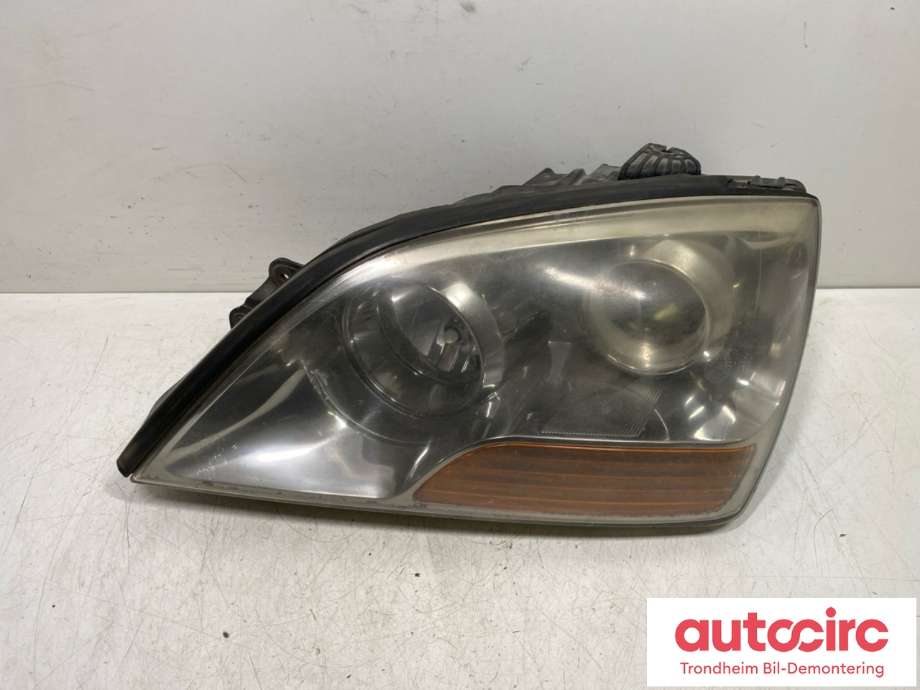 Frontlykt venstre halogen til Kia Sorento, 2003-2009 Type I  (921013E510)