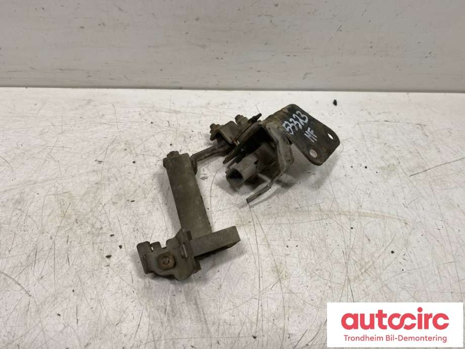 Sensor nivå, høyre foran til Toyota Avensis 2003-2008 (Type II)  (8940520020|)