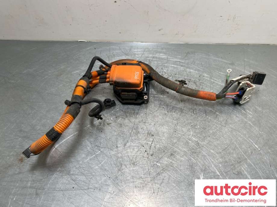 Batterilader inntak/luke til Peugeot 3008 2016-->> (Type II)  (9835378280|)