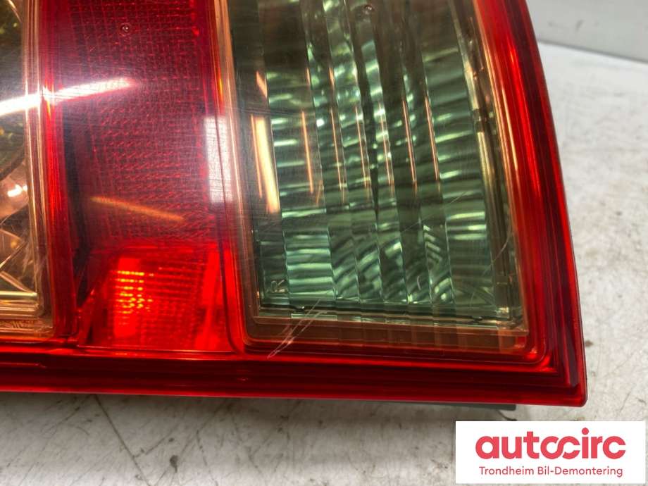 Baklykt høyre til Toyota Corolla 2002-2007  (8155502280|)