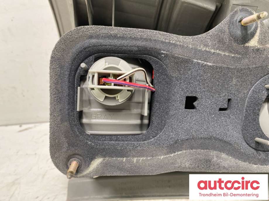 Baklykt høyre til Toyota Corolla 2002-2007  (8155502280|)