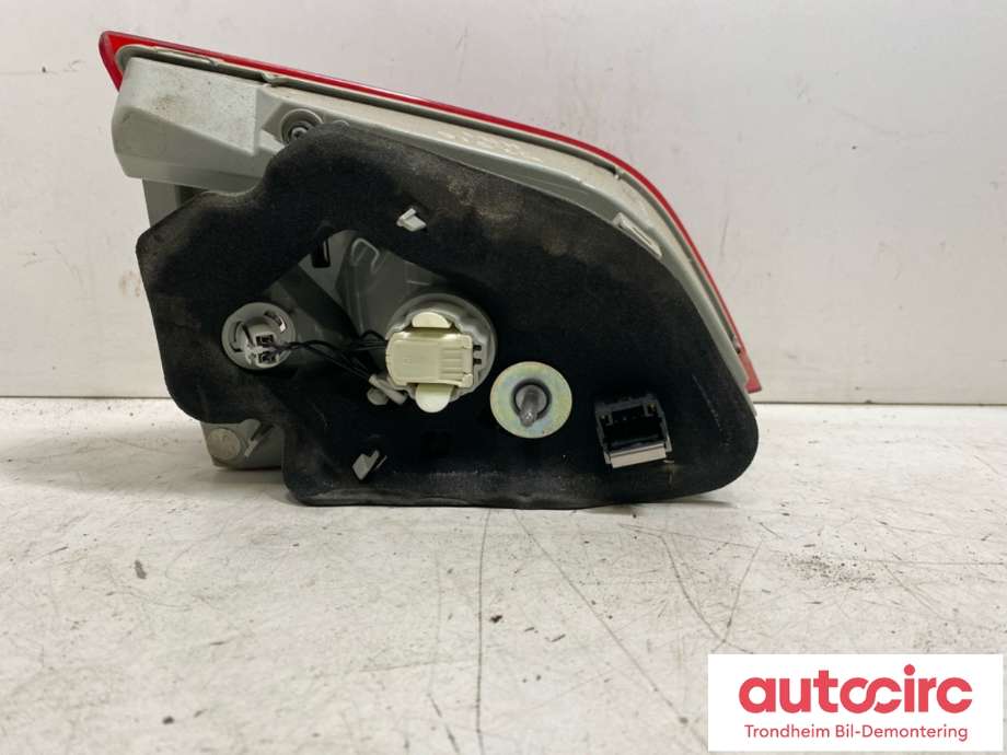 Baklykt høyre indre til Peugeot 308 2013-2021 (Type II)  (96 780 948 80|)
