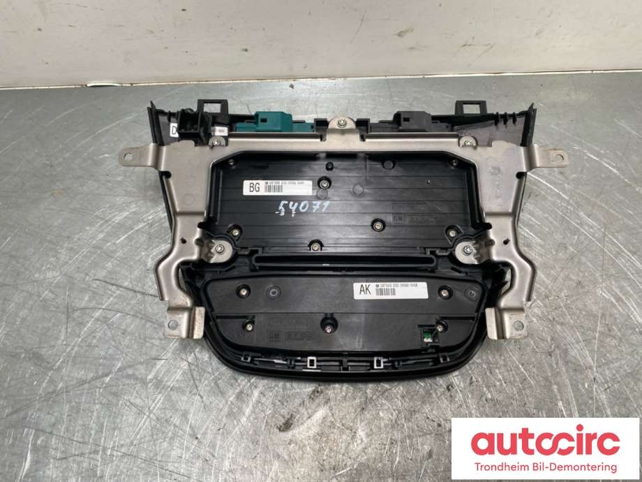 Bilstereo betjeningspanel til Opel Insignia A 2009-2014  (13273256|)