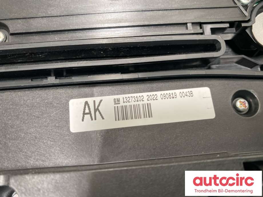 Bilstereo betjeningspanel til Opel Insignia A 2009-2014  (13273256|)