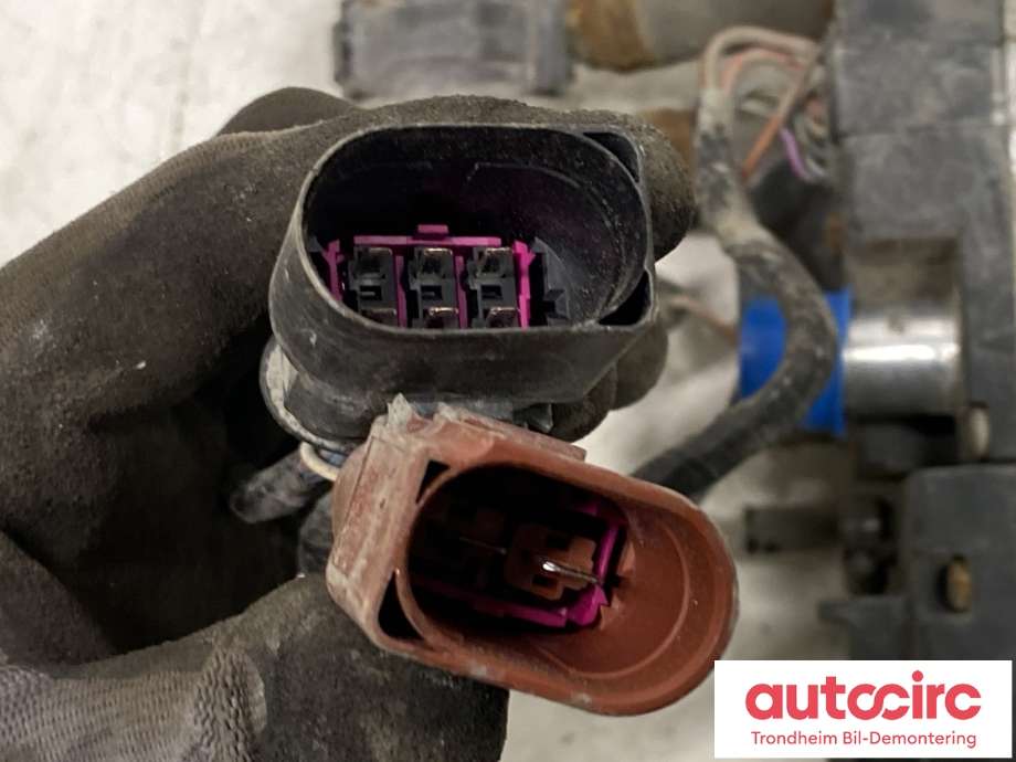 Bensinvarmer til Audi A4 2007-2014 (Type IV) (B8) (B8) (EBERSPACHER|4H0 265 105 H|8K0 265 081 G|4H0 265 105)