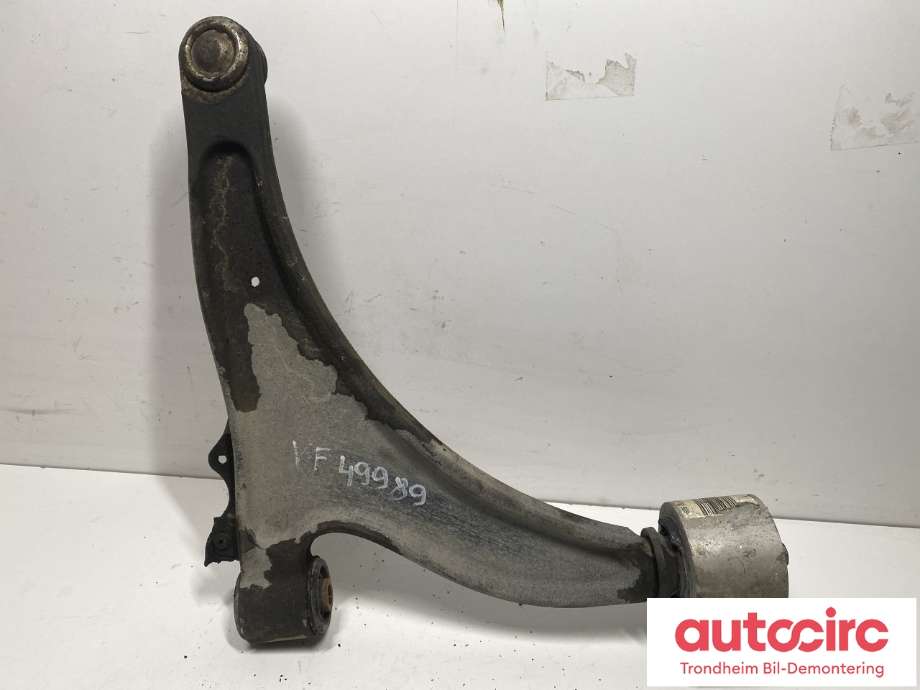 Bærebru venstre foran nedre til Opel Insignia A 2009-2014  (13273604|13360017|)