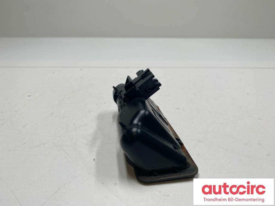 Bakluke/bakdør håndtak til BMW 5-Serie 2003-2010 (E60/E61) (E60/E61) (51 24 7 118 158|)