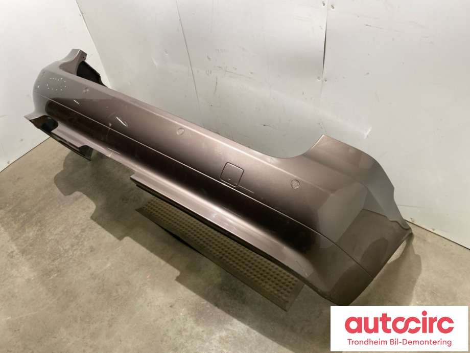 Støtfanger bak til BMW 5-Serie 2003-2010 (E60/E61) (E60/E61) (51127117277|51 12 7 117 277|)