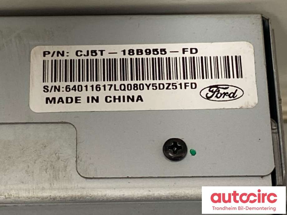 Bilstereo navigasjon skjerm til Ford Kuga 2013-2019  (CJ5T-18B955-FD|5315865|)