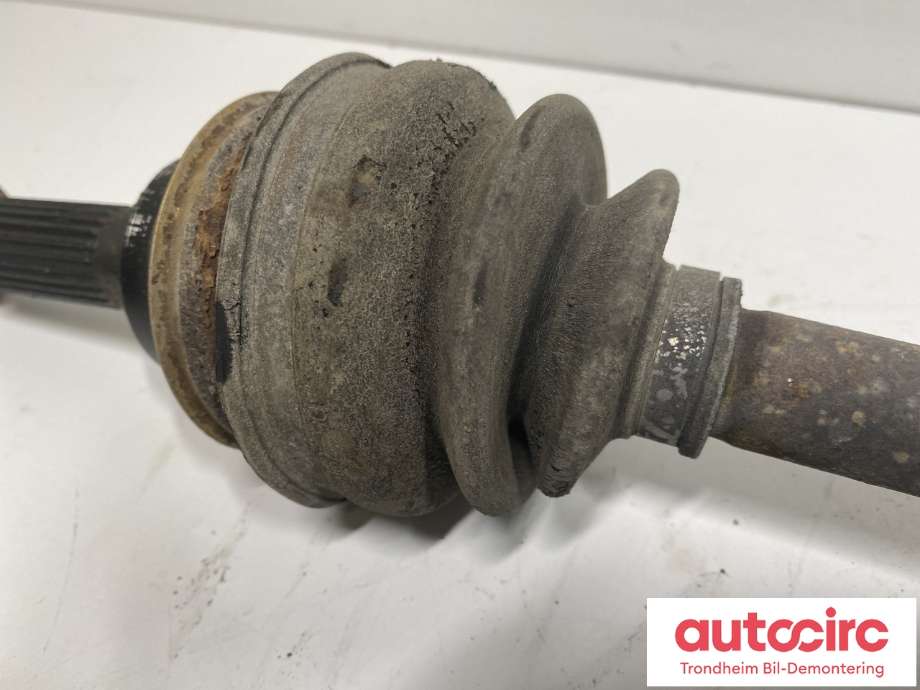 Drivaksel høyre bak, bensin/automat til Subaru Forester 2002-2005 (Type II, Fase 1) (28421FE201|)