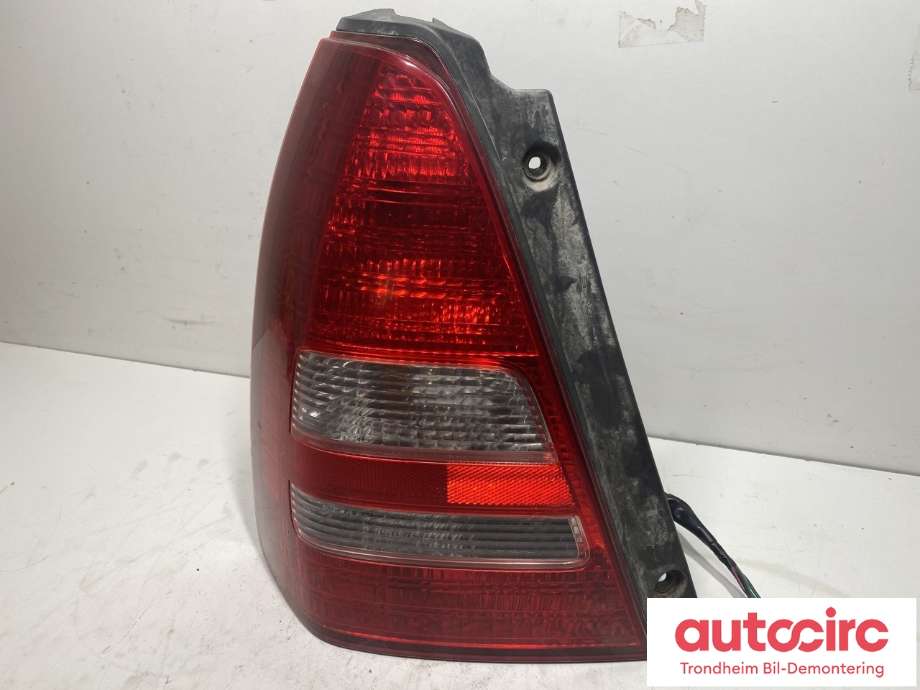 Baklykt venstre til Subaru Forester, 2002-2005 (Type II, Fase 1) (84201SA050)