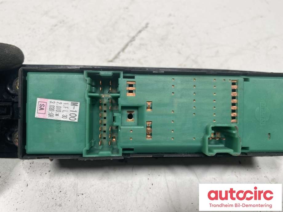 Bryter ruteheis førerdørspanel til Subaru Forester 2002-2005 (Type II, Fase 1) (83071SA030|)