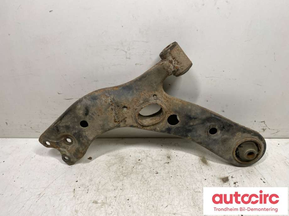 Bærebru høyre foran nedre til Toyota RAV4 2006-2009 (Type III, Fase 1) (4806842060|4806842050|)