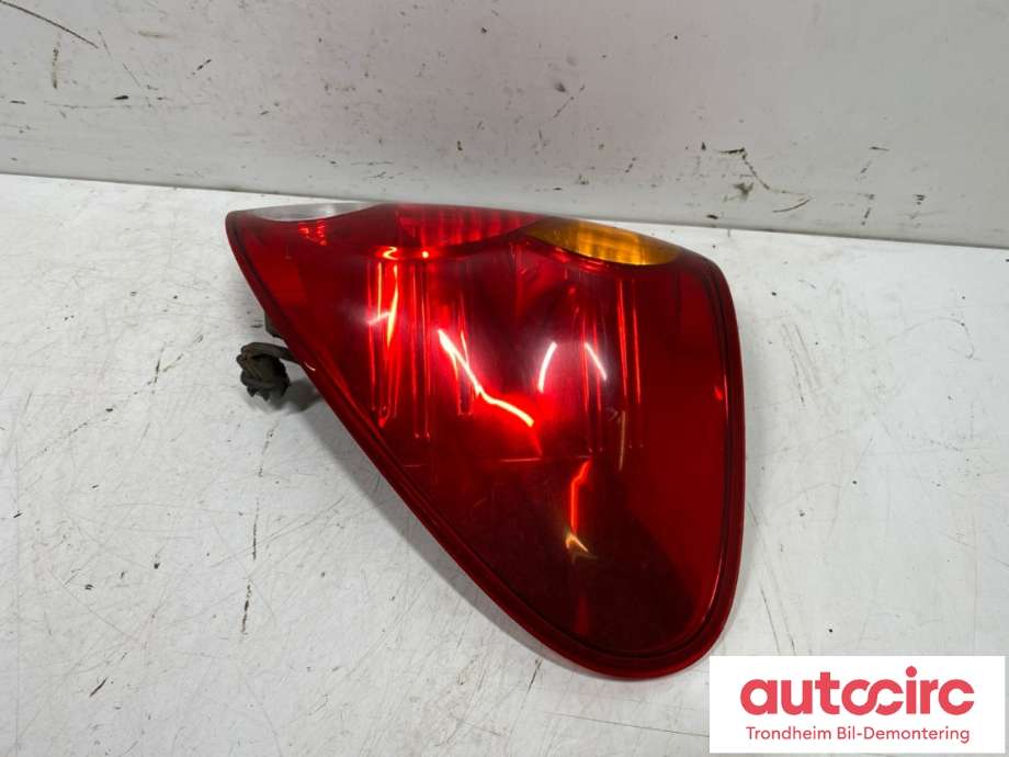 Baklykt høyre til Mitsubishi L200 2006-2015 (Type IV)  (8330A156|)
