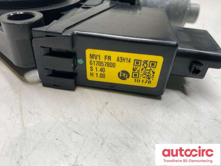 Ruteheis, kun motor, høyre foran til Kia EV9 2023-->>  (82460DO210|)