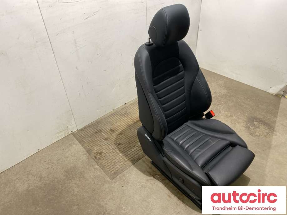 Sete foran høyre til Mercedes EQC 2019-->>  (A 205 910 49 27|)