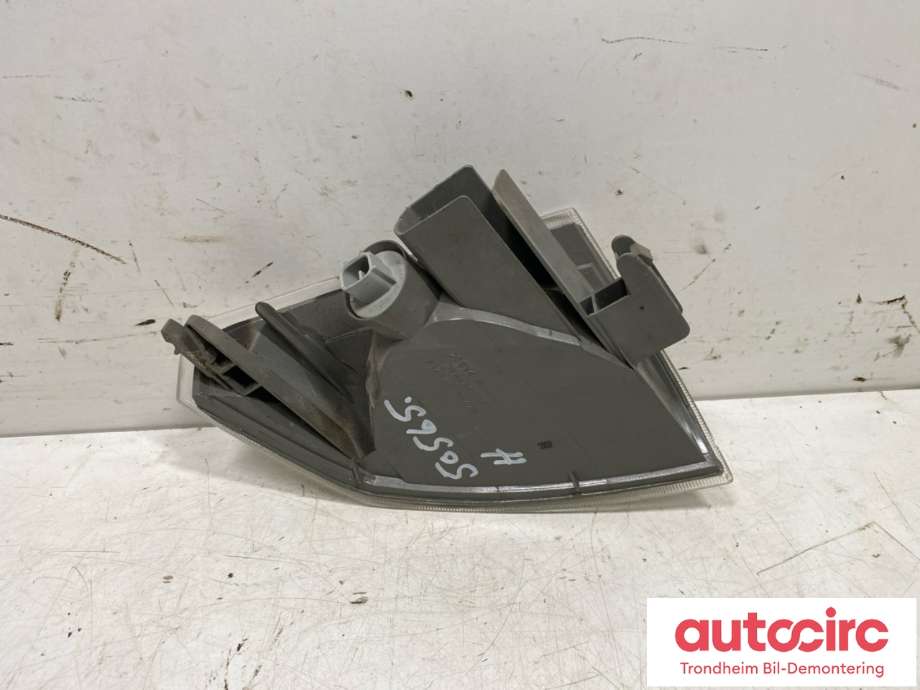 Blinklykt høyre til Nissan X-Trail 2002-2007 (T30) (T30) (261308H700|)