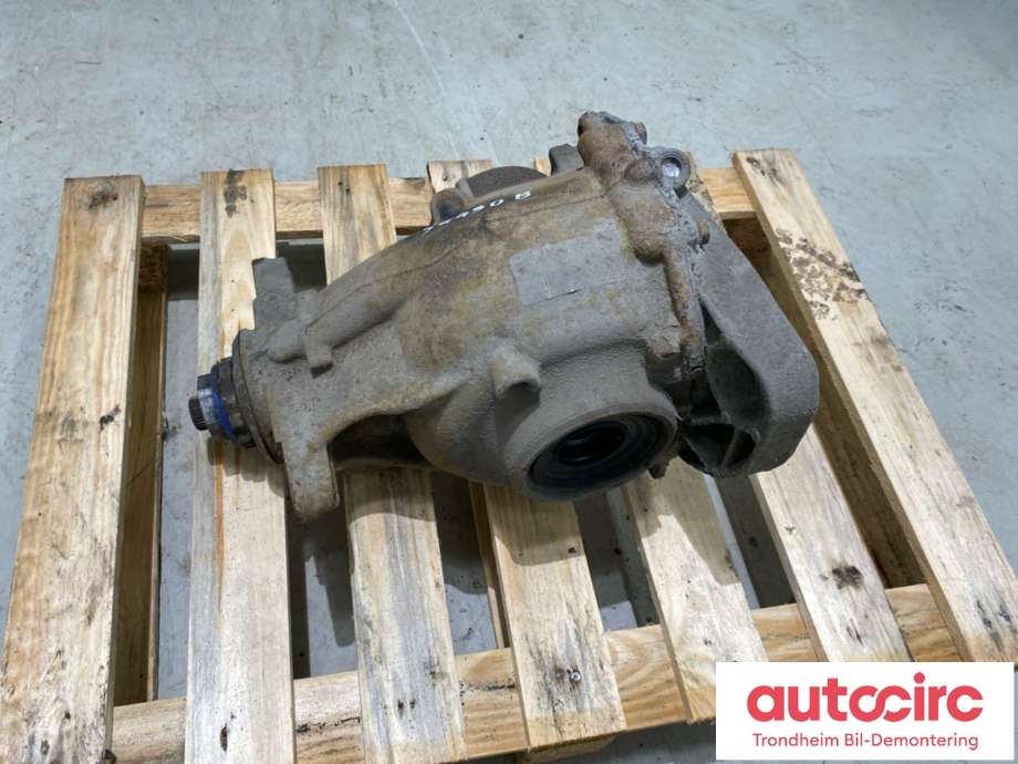 Kardang klokke bak til BMW X5 2007-2013 (E70) (E70) (33107590914|)