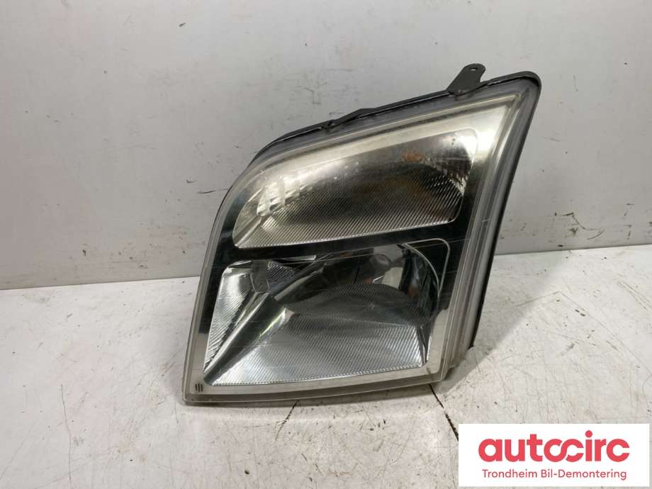Frontlykt venstre halogen til Ford Transit Connect 2003-2009 (Type I, Fase 1) (1346495|2T14-13005-AG|2T14-13008-AB)