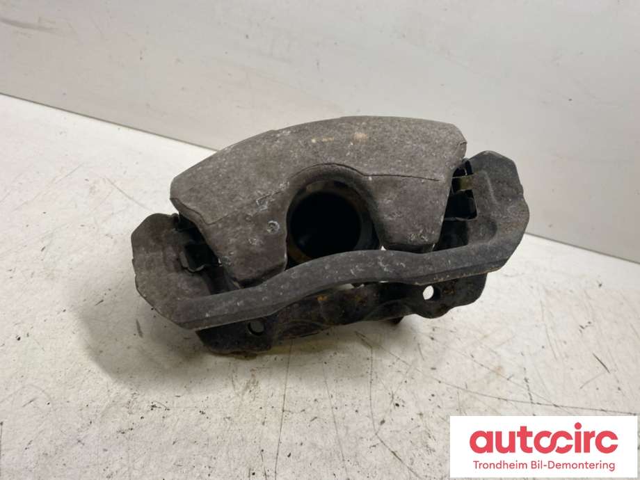 Bremsecaliper høyre foran til Mercedes E-Klasse 2009-2013 (Fase 1) (W212) (W212) (TRW|A 204 421 24 81|)
