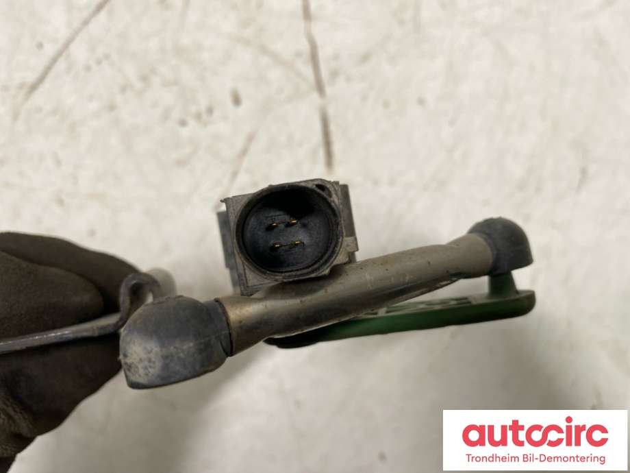 Sensor nivå, høyre foran til VW Transporter / Caravelle 2015-2019 (T6) (T6) (7E0 941 273|)