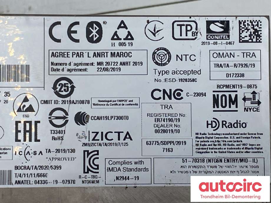 Bilstereo navigasjon til Mercedes EQC 2019-->>  (A2539003008|A2539000609|)