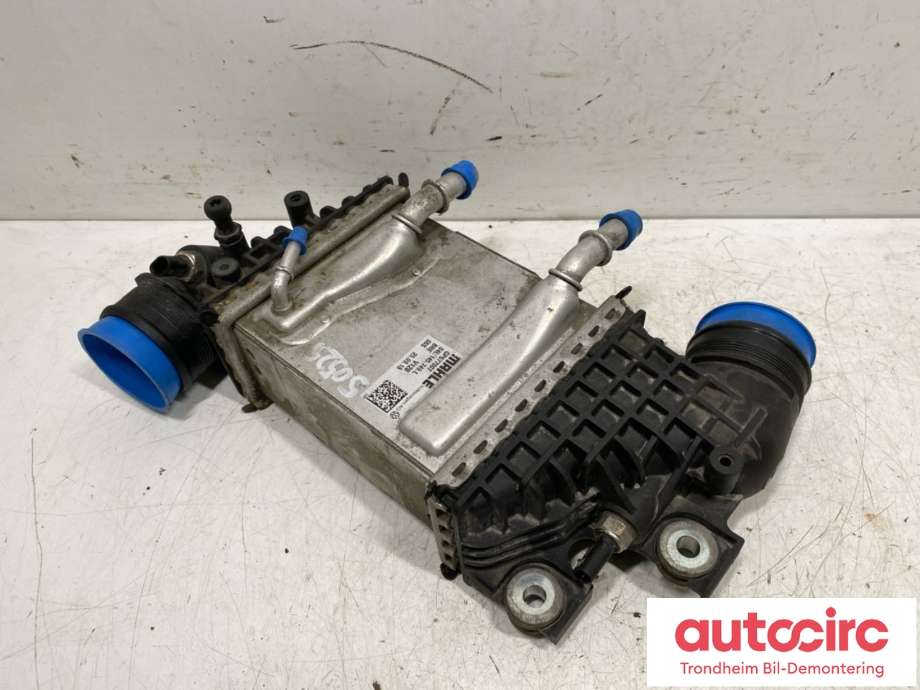 Intercooler til VW Transporter / Caravelle 2015-2019 (T6) (T6) (MAHLE|04L 145 749 L|04L 145 749 M|)