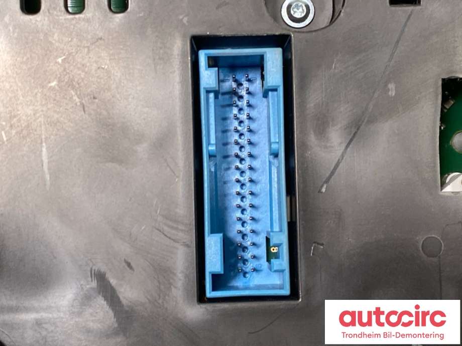 Instrumentpanel til VW Tiguan 2011-2016 (Type I, Fase 2) (5N0 920 882 C|5N0 920 882 CX|)