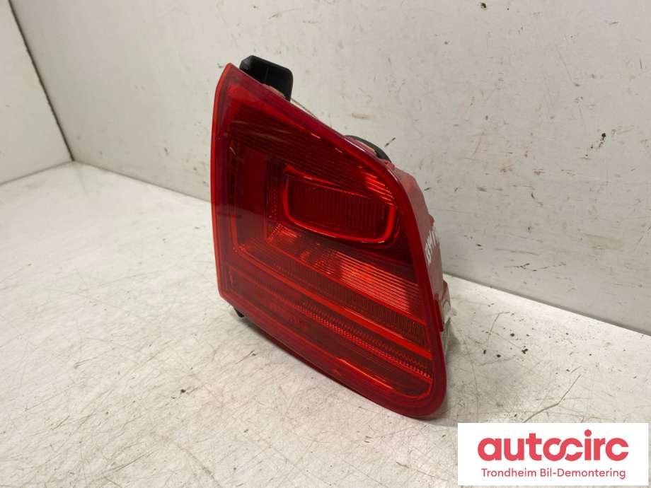 Baklykt venstre indre til VW Tiguan 2011-2016 (Type I, Fase 2) (5N0 945 093 G|)