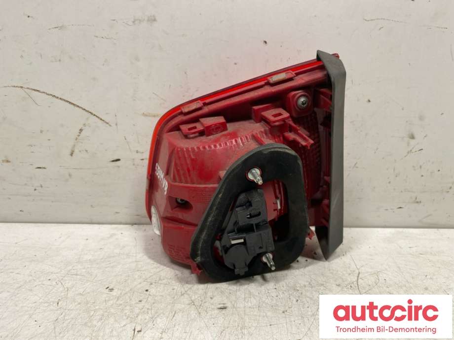 Baklykt venstre indre til VW Tiguan 2011-2016 (Type I, Fase 2) (5N0 945 093 G|)