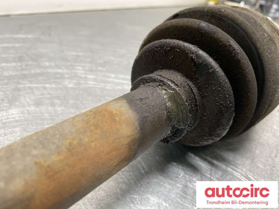 Drivaksel høyre foran, bensin/automat til Mitsubishi Outlander 2007-2010 (Type II, Fase 1) (3815A068|)