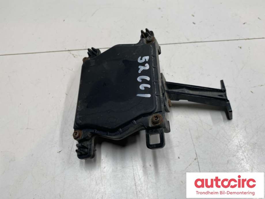 Sensor radar til Toyota Prius 2009-2016 (Type III) (COMBI) (COMBI) (8821047020|2007DJ4070|)