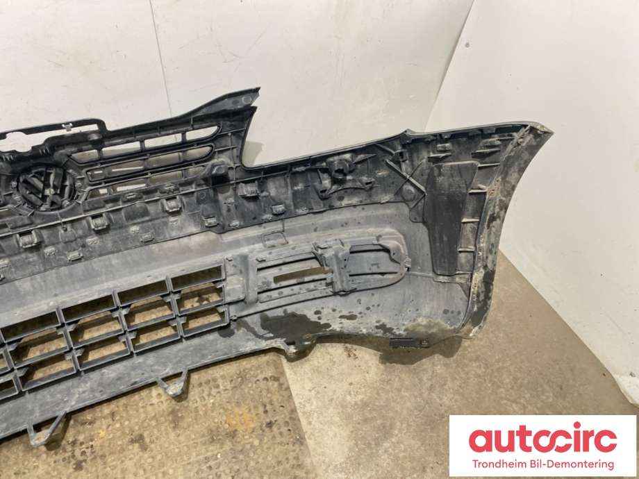 Støtfanger foran til VW Caddy 2004-2010 (Type III, Fase 1)  (2K0 807 217|)