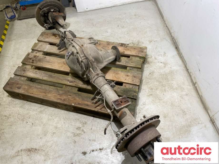 Bakaksel til Ford F-250 1997-2003  (STERLING|2C3W4006GA||V423)