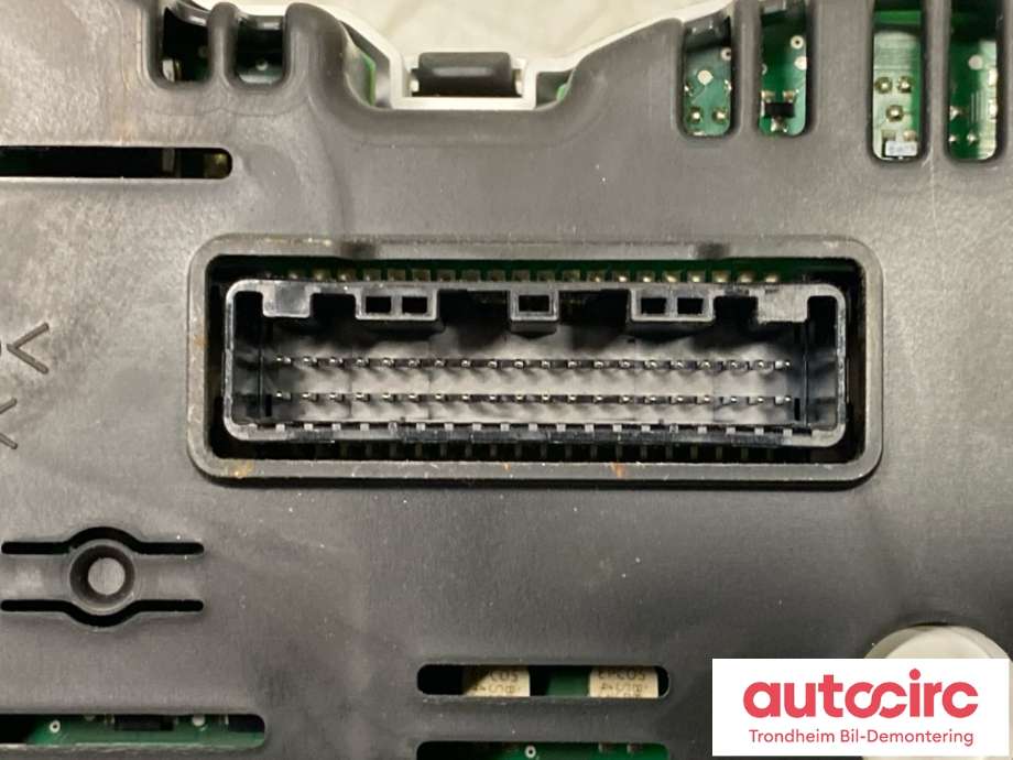 Instrumentpanel til Kia Rio 2011-2017 Type III (940261W419|)