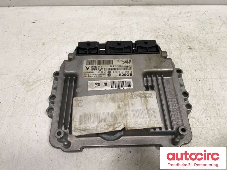 Styreenhet motor til Peugeot 207 2006-2012  (BOSCH|1942 KW|1942 KX|96 637 554 80| 0 281 013 868)