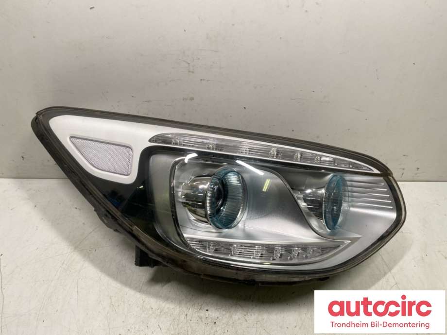 Frontlykt høyre halogen til Kia Soul 2014-2019 (Type II) (92102E40101D|)