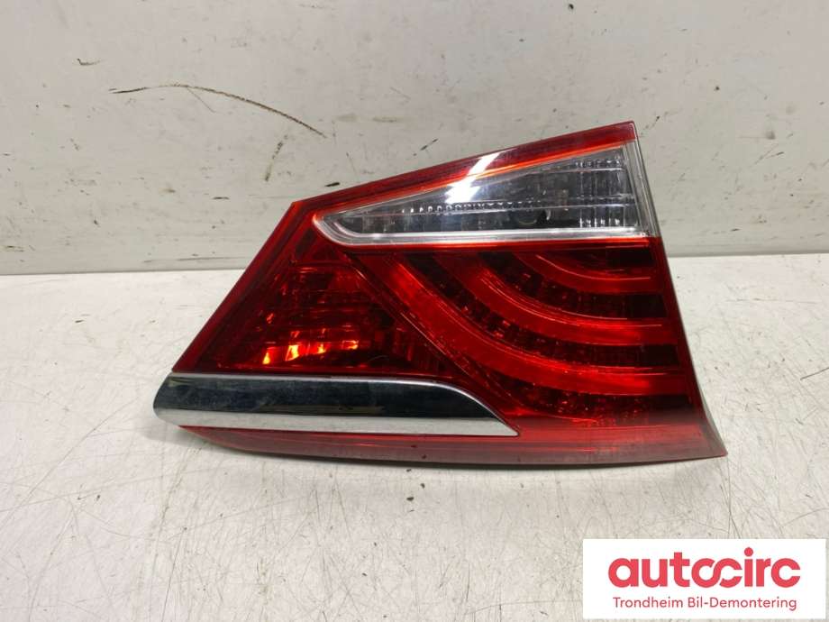 Baklykt venstre indre til Hyundai i40, 2012-2017  (92403-3Z000)
