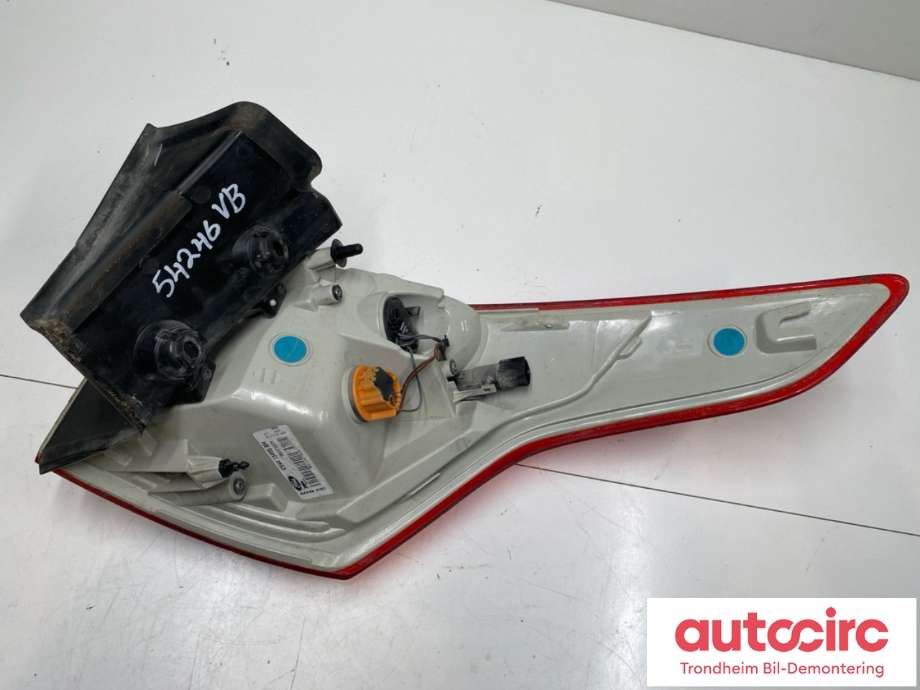 Baklykt venstre ytre til Ford Kuga 2013-2019  (CV44-13405-BH|2039549|)