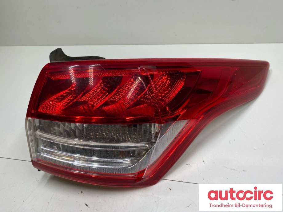 Baklykt høyre ytre til Ford Kuga, 2013-2019  (CV44-13404-BH)