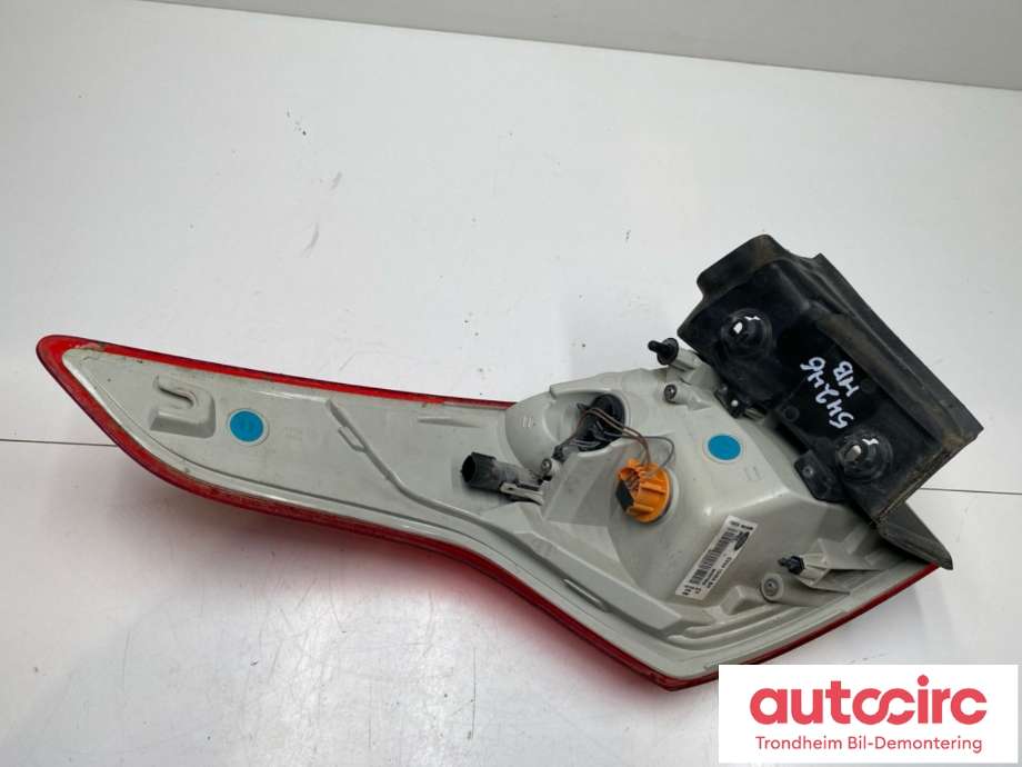 Baklykt høyre ytre til Ford Kuga 2013-2019  (CV44-13404-BH|2039551|)