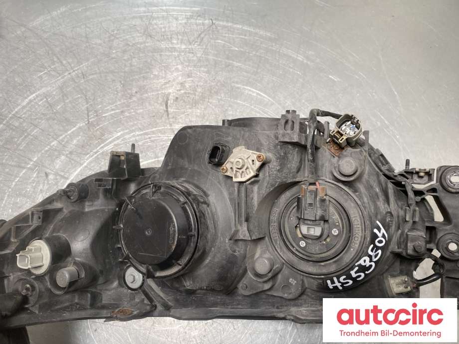 Frontlykt høyre halogen til Subaru Forester 2005-2008 (Type II, Fase 2)  (84001SA861|)
