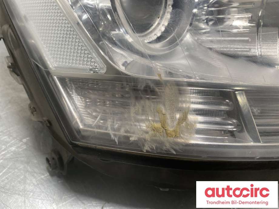 Frontlykt høyre xenon til Mercedes ML 2005-2011 (W164) (W164) (REDUSERT PRIS!|A1648201061|)