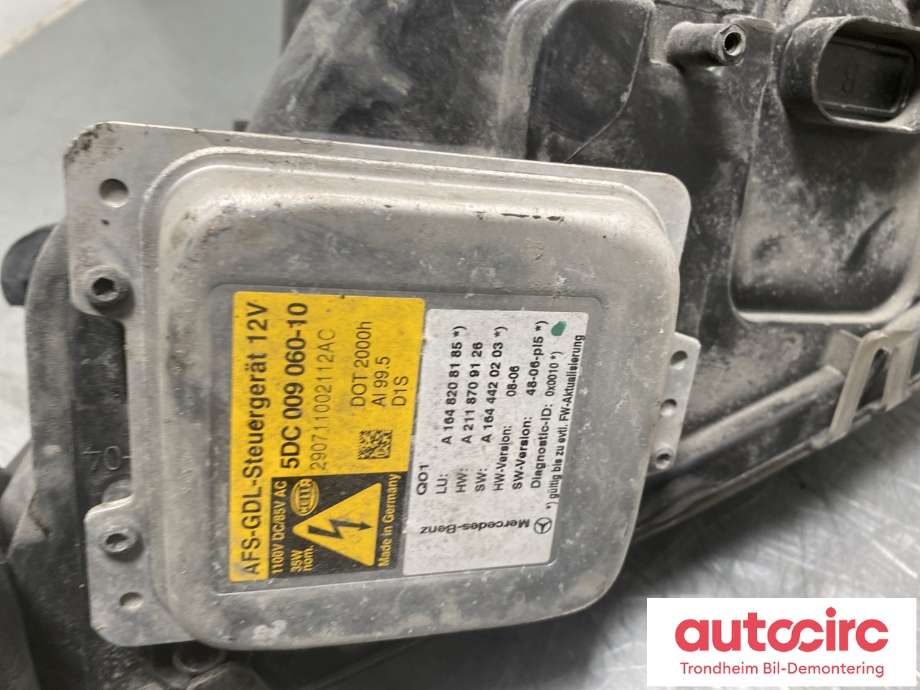 Frontlykt høyre xenon til Mercedes ML 2005-2011 (W164) (W164) (REDUSERT PRIS!|A1648201061|)