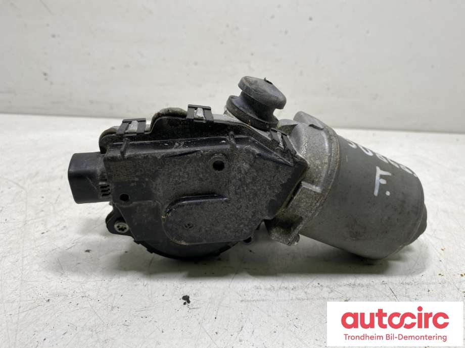 Viskermotor frontrute til Mitsubishi Outlander 2015-->> (Type III, Fase 2) (8250B085|)