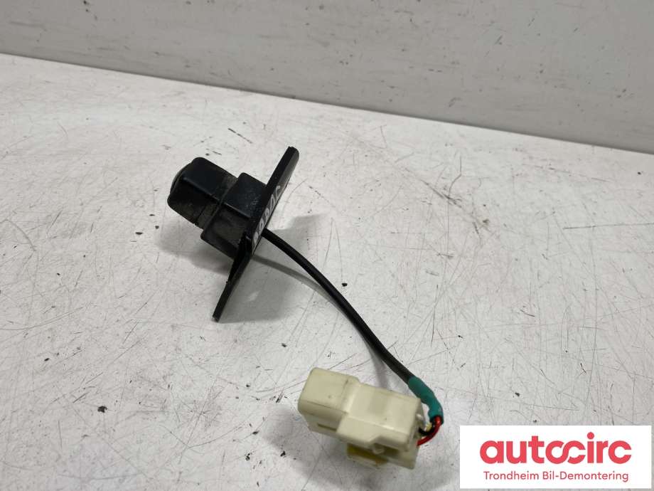 Parkeringskamera bak til Mitsubishi Outlander 2015-->> (Type III, Fase 2)  (8781A145|CC-7006M-A|)
