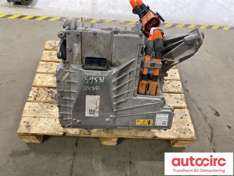 Motor elbil foran til Mercedes EQC, 2019-->>  (A2933408400)